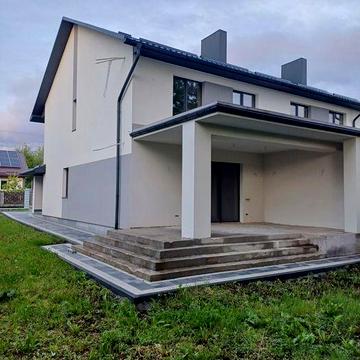 Стильний котедж м. Острозі