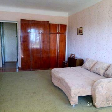 Продам 1 к. Квартиру метро. Холодная Гора