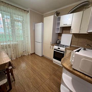 Здам в довгострокову оренду 1к квартиру в ЖК Петріаський квартал