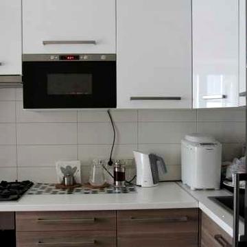 Продам 2-к квартиру по вул. Дашкевича 2а ( Курнатовського