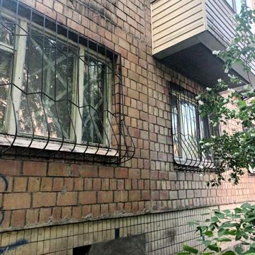 Продам 2 кімнатну квартиру вул. Ереванская 14 Б Власник .
