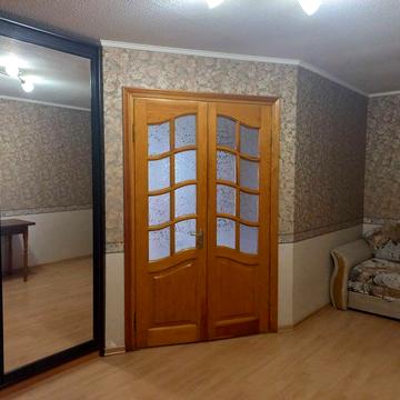 Продаж 2 кімн. квартири  вул. А. Ахматової 3а, від метро 10 хв. пішки!