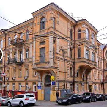 Продам 2к квартиру Центр Києва
