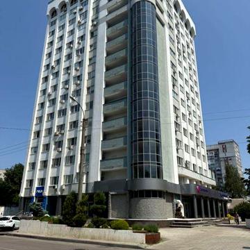 Квартира біля Любави з великою терасою