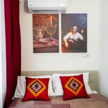 MYFREEDOM апартаменты на ул. Джона Маккейна