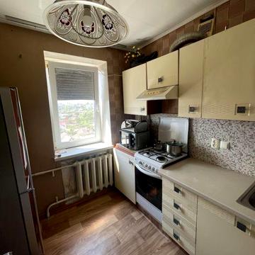 2к квартира на Замостянській, можно з кішкою
