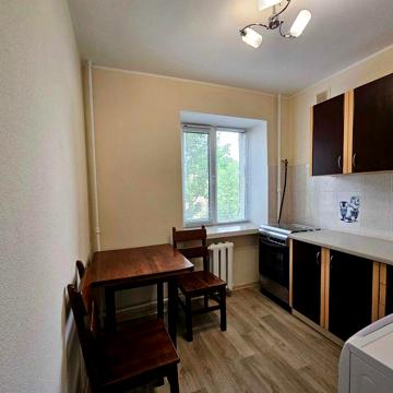 Однокімнатна квартира 35m2 поруч |м| Дарниця