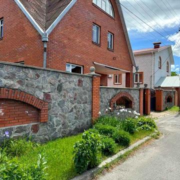 Ідеальний будинок для великої сімї та потужно для бізнесу вул.Трусова