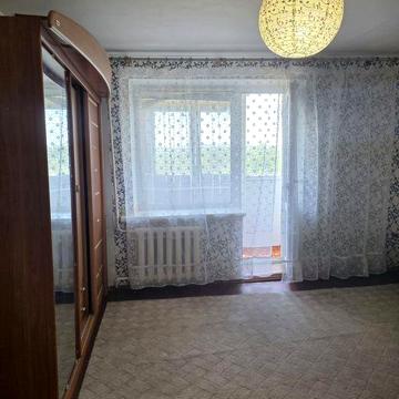Продаю однокімнатну квартиру вул. Олега Ольжича чешка ремонт хороший