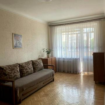Лесі Українки бульв., 30