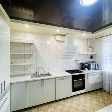 Продаю 2 кімнатну квартиру з ремонтом