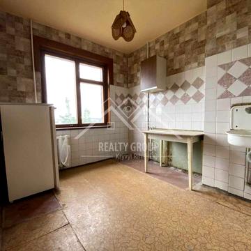 Продаж видової 2к біля річки (КРЕС)