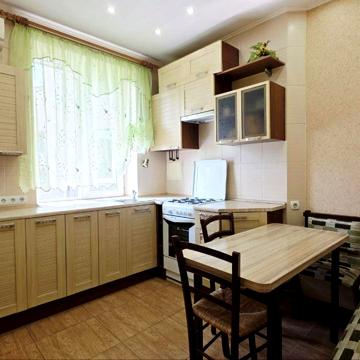 Григорія Сковороди вул. (Пушкінська), 40