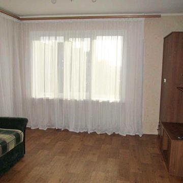 Продам 2 кім. квартиру 8/9 по вул.Діброви в районі міської поліклініки