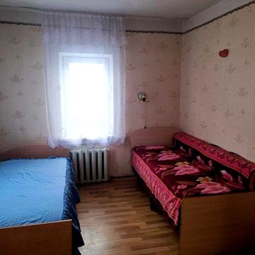 Частина будинку в районі Болдиної гори, окремий двір 6 соток. (С1)