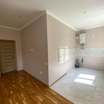 Продам 3х кім. сталінку в Центрі