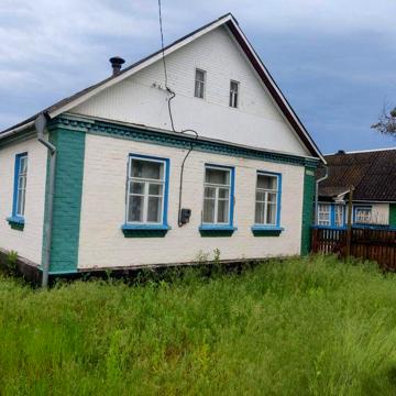 Будинок в смт Нова Борова.