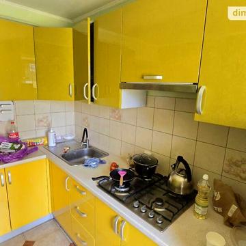 Довгострокова оренда 2к Квартира Саксаганського вулиця