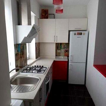 Продам 2-этажный флигель с ремонтом, ул. Дегтярная, 90 м²