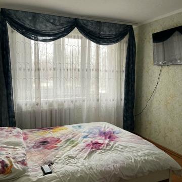 Миру вул., 65