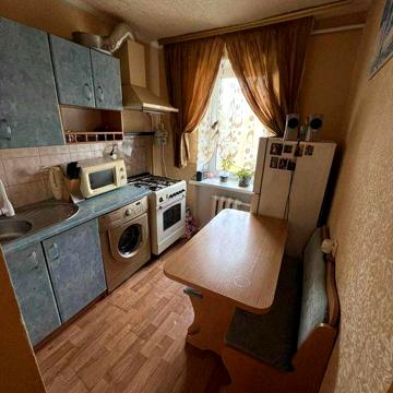 продам 1 комн Давида Ойстраха  19 999 у.е