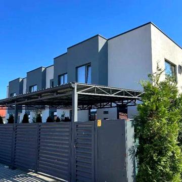 Продам таунхаус Золотые ключи,  ул. Полтавская