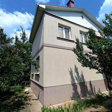 Продам капитальный дом дачу возле реки,газ, пляж