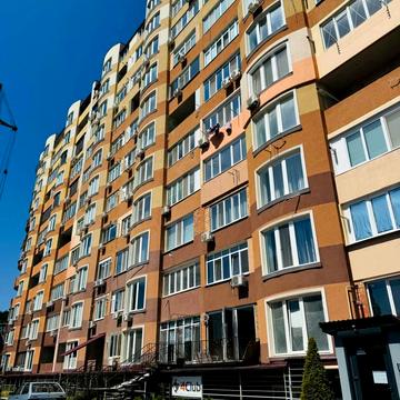 Чотирикімнатна квартира на вул. Зоопаркова, парк Перемоги