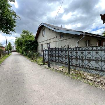 Продається будинок 100м.Крихівці.Комунікації.Центр.Школа.Садок.Місто