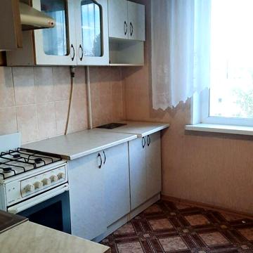 Довгострокова оренда 1к Квартира Січневого Прориву вулиця