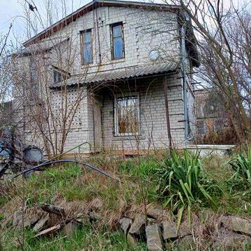 Продам 2х-этажный дом