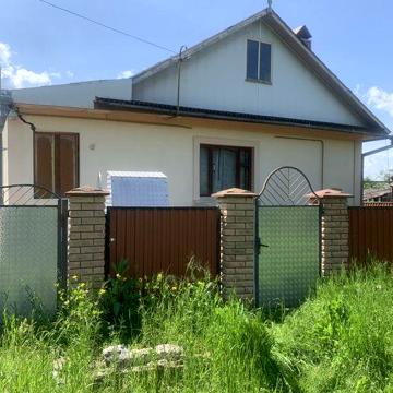 Продаеться будинок