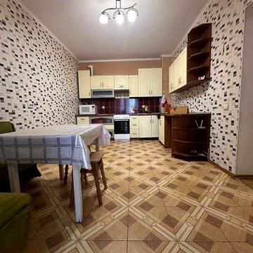 3к.кв с большой кухней