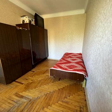 Парамонова вул., 7