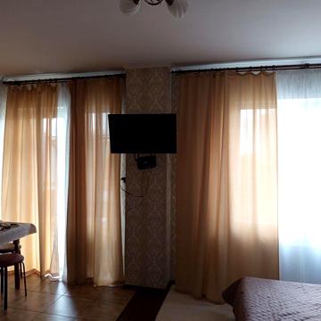 Здається квартира студія
