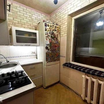 вул. Синьоозерна,  Берковець. Продаж 1к квартира в тихому районі