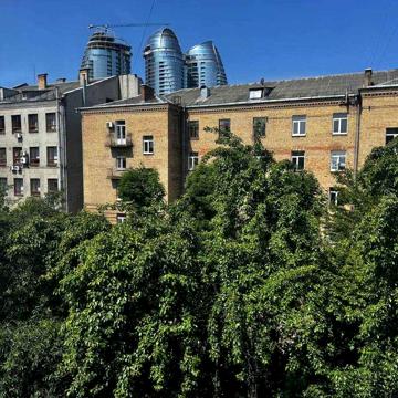 ПРОДАЖ! 2-кв. вул. Джона Маккейна,(вул.Івана Кудрі) метро Звіринецька,