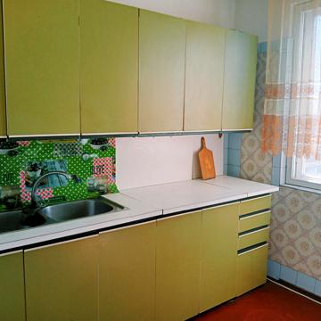 Червоної Калини просп. (Володимира Маяковського), 4