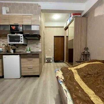 Продам квартиру у центрі