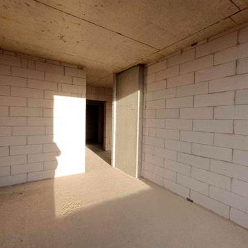 Продаж 3 кімнатна 15 хв до центру