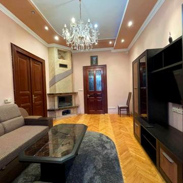 Героїв УПА вул., 7