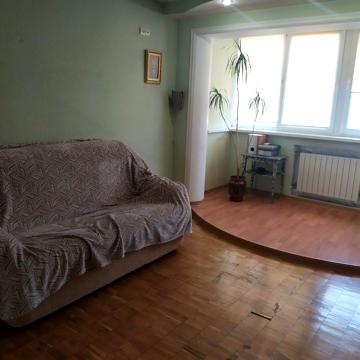 Каштанова вул., 1/9
