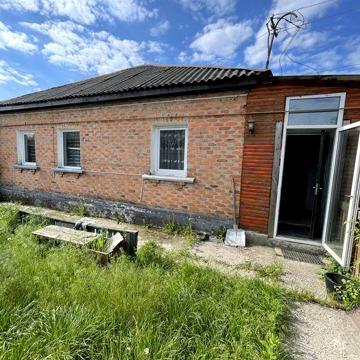 Продаж житлового будинку в Малині по вул. Степана Бандери