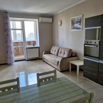 Лабораторна вул., 6
