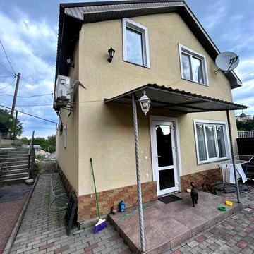 Будинок на Корбутівці. Затишний район. Готовий ремонт. Камін та тераса