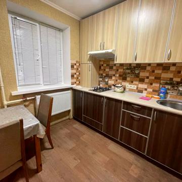Бригади Хартія вул., 16
