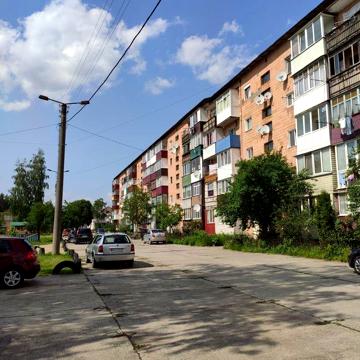 Продається однокімнатна квартира 35м2, 4 поверх, середина.