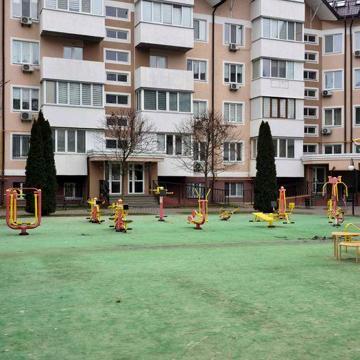 Продаю однокімнатну квартиру з світлим ремонтом в м. Буча!
