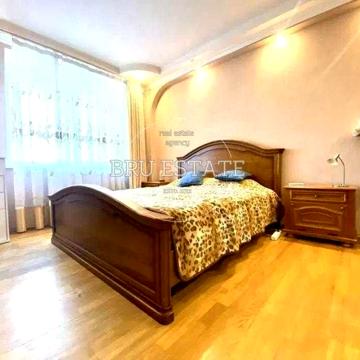 Продаж 2-к квартири метро Житомирська 2 хв Святошинська  площа 1