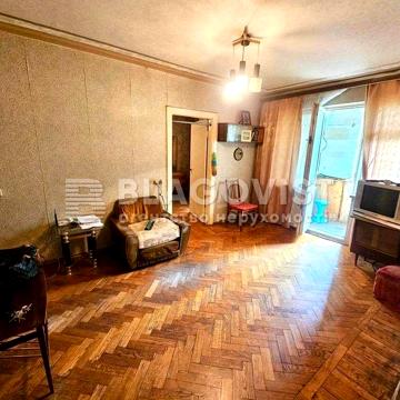 Продаж 2 кім. квартири у соломянському районі. Василенка Миколи 25